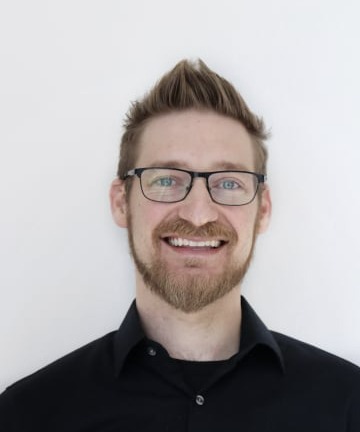 Connor Teel -Cosmetic and Implant Dental Lab - Utah